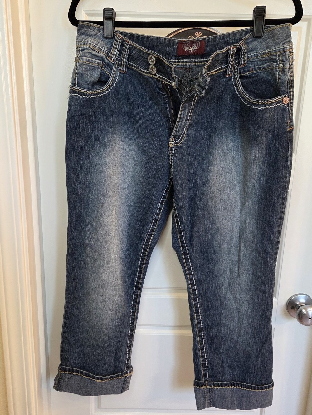 Angels Jeans Women's Capri Jeans Size 14 Medium Wash Cuffed Stretch Denim